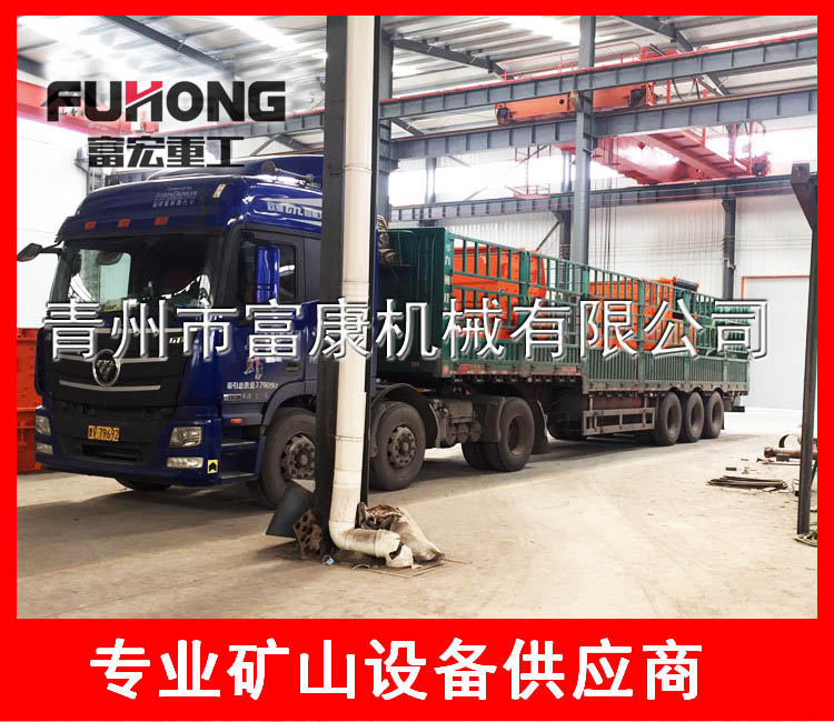 20180406錘式破碎機裝機發貨現場